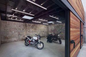 Что такое винтовая свая для мотоциклетного гаража?